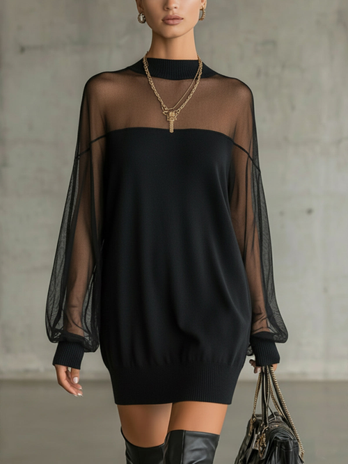 Capucine | Robe courte noire à manches en résille