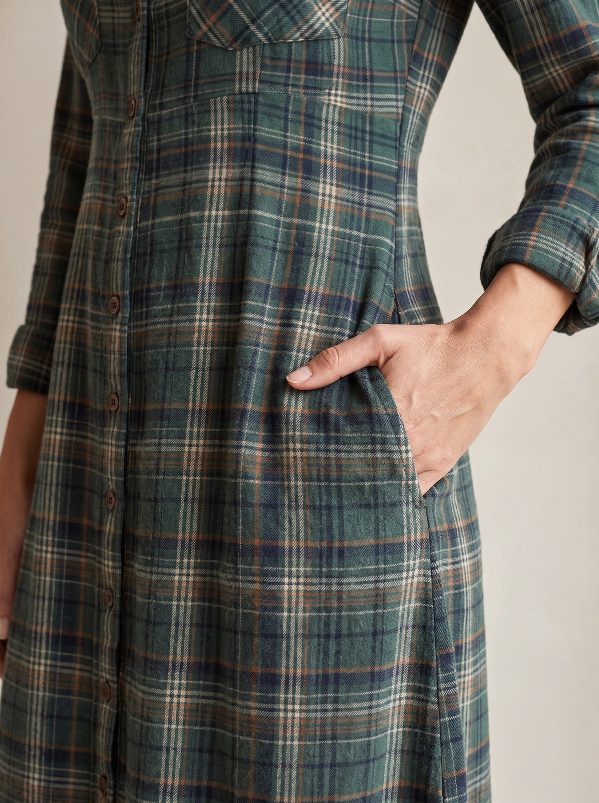 Cécilia | Robe-chemise longue à carreaux